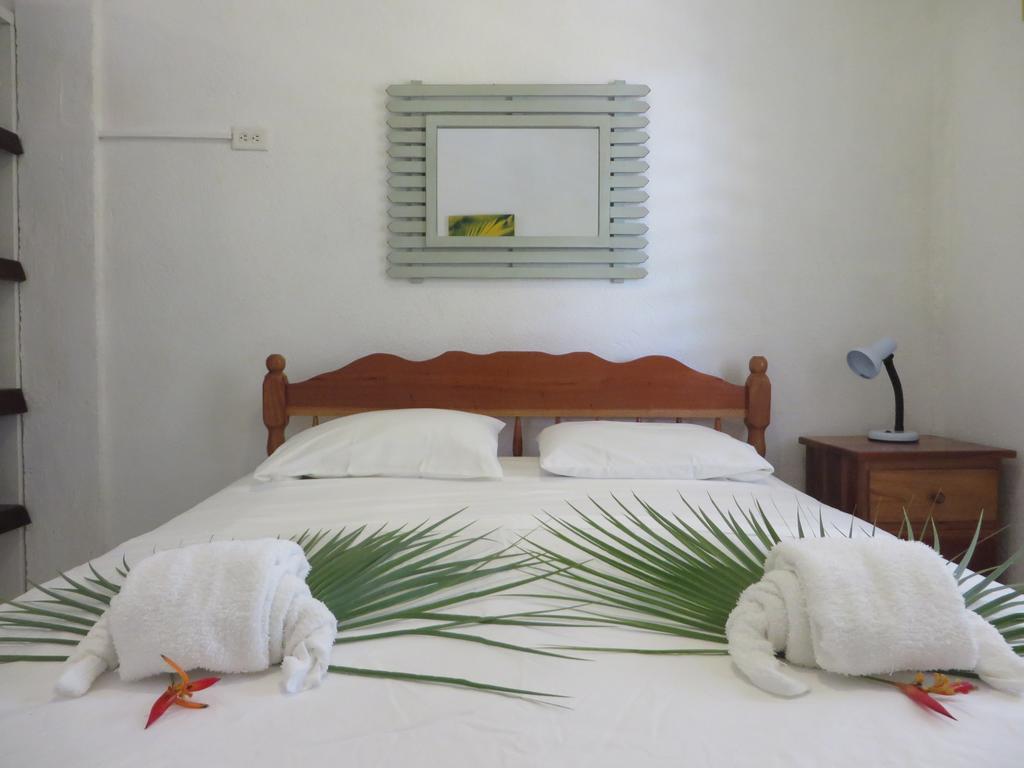 Simberts Apartments Maya Beach Exterior foto